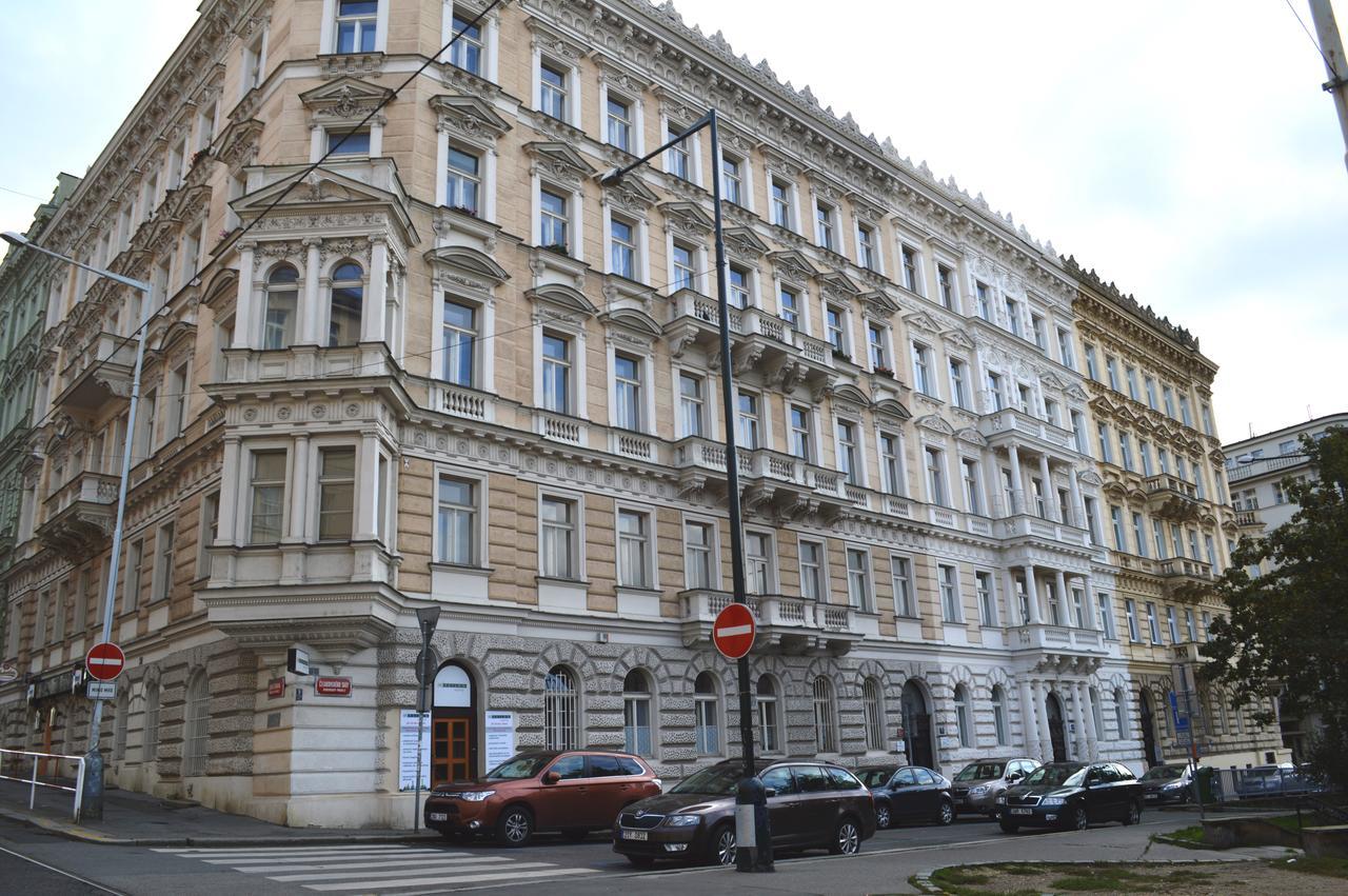 Valentina Apartments Praga Exterior foto